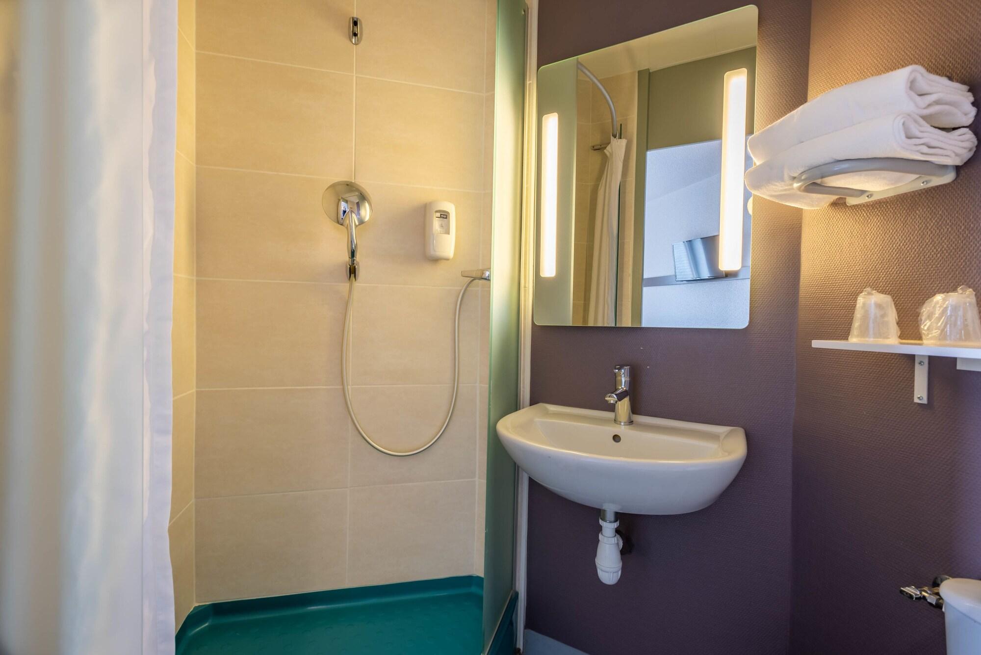 B&B Hotel Lorient Кодан Экстерьер фото