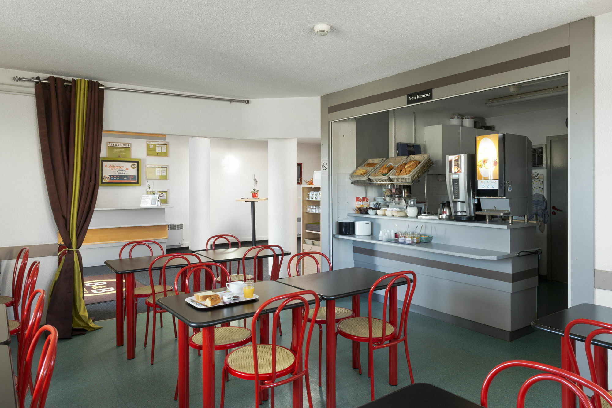B&B Hotel Lorient Кодан Экстерьер фото